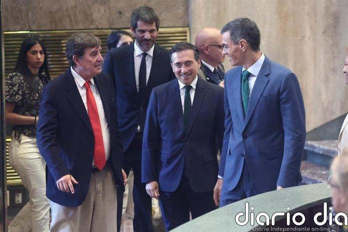 García Montero: "Hay una élite millonaria que está utilizando a sus títeres para manchar la imagen de España"