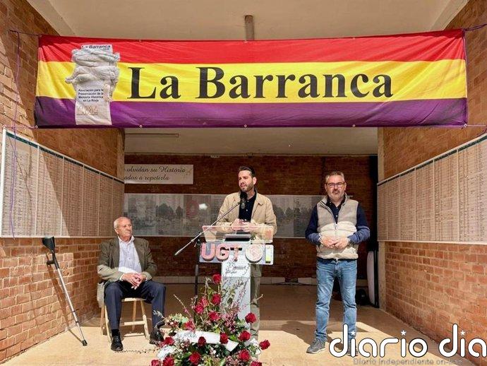 García (PSOE) reivindica "políticas progresistas" frente a "pactos de la vergüenza y prioridad nacional"