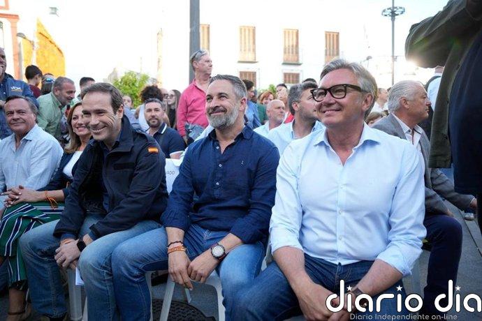 Gavira (Vox) llama a "mandar al paro" al PP y al PSOE el 17M: "Los andaluces queremos ser los primeros"