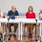 Guarinos pide a los jóvenes incorporarse al movimiento vecinal para garantizar la continuidad de estas entidades