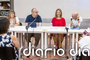 Guarinos pide a los jóvenes incorporarse al movimiento vecinal para garantizar la continuidad de estas entidades