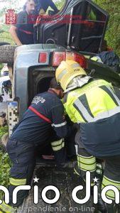Herido un hombre de 80 años tras salirse de la vía su vehículo en Valcarlos