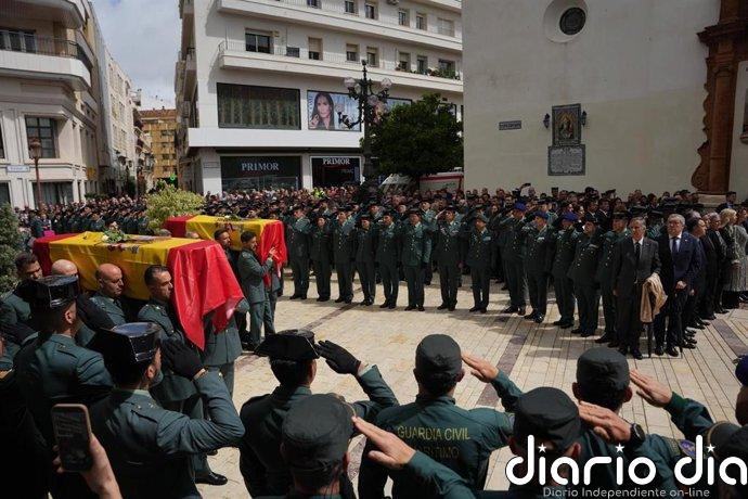 Huelva acompaña a la Guardia Civil en la despedida a los agentes fallecidos en persecución de una narcolancha