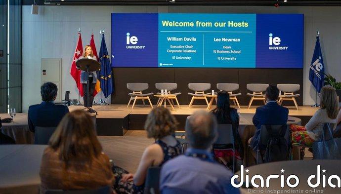 IE University acoge el primer encuentro internacional sobre bienestar corporativo, liderazgo y futuro