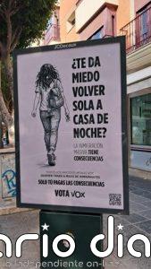 Igualdad pide a la Fiscalía investigar carteles de Vox en Granada por posible delito de odio