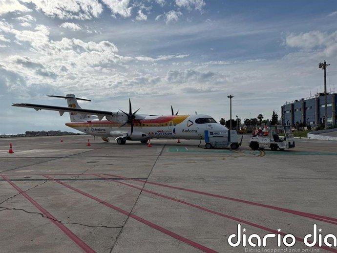 Imbroda (PP) exige soluciones urgentes al "caos aéreo" en Melilla y solicita reunirse con Aena tras cancelaciones