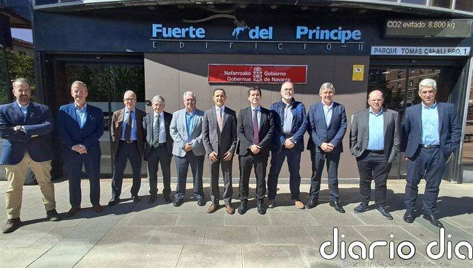 Irujo junto a una representación del ecosistema industrial navarro recibe la visita del CEO del Grupo tunecino CAVEO