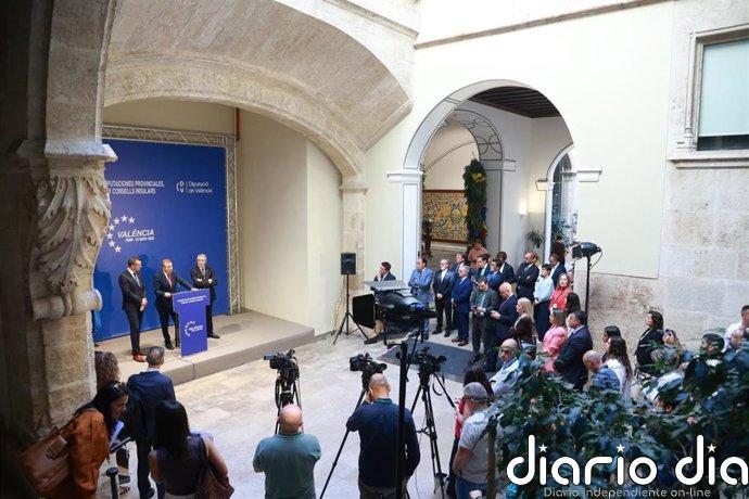 Javier Fernández defiende en la comisión de presidentes de diputaciones de Valencia una financiación local "más justa"