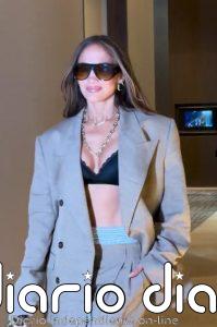 Jennifer Lopez reinterpreta el concepto de sastrería: el ejemplo perfecto de cómo lucir un outfit relajado a los 56 años