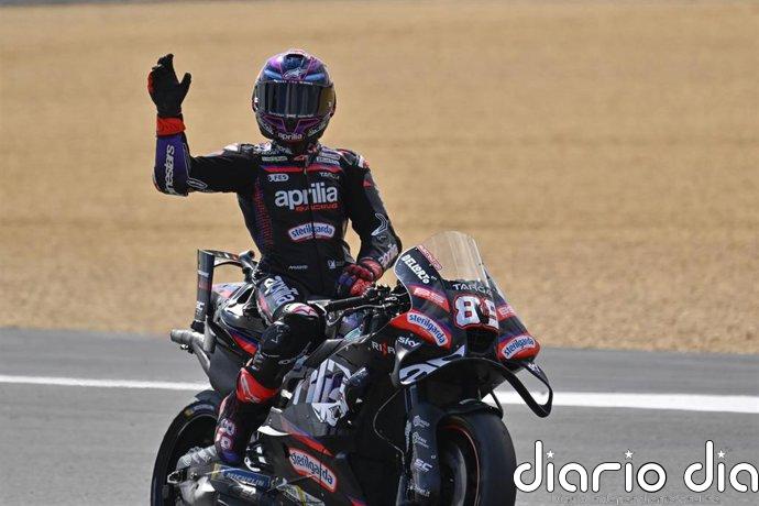 Jorge Martín firma un épico triunfo al esprint y Marc Márquez se va al suelo
