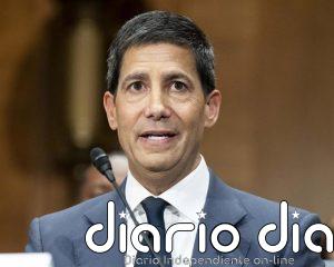 Kevin Warsh jura su cargo como presidente de la Fed ante Donald Trump en la Casa Blanca