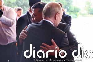 Kim envía a Putin sus "más sinceras felicitaciones" con motivo del Día de la Victoria