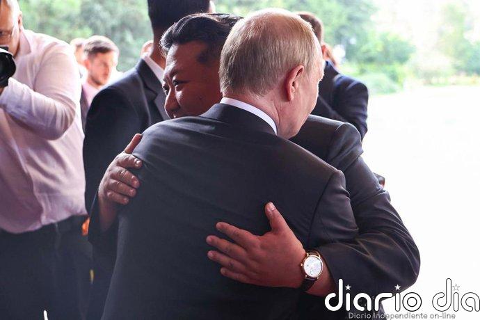 Kim envía a Putin sus "más sinceras felicitaciones" con motivo del Día de la Victoria