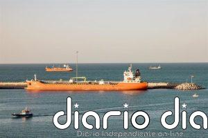 La Armada británica informa de un ataque contra un buque granelero en estrecho de Ormuz