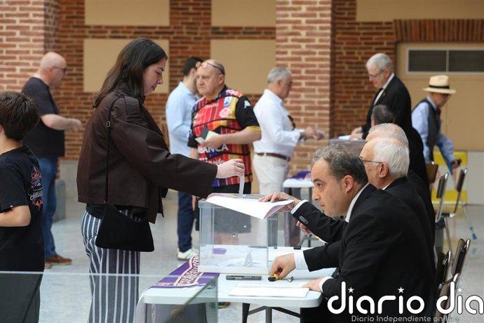 La Cofradía Minerva y Veracruz de León dice 'no' a que las mujeres puedan vestir túnica en las procesiones