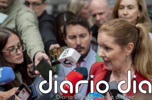 La Comunidad alerta de "venta de citas y documentación falsa" en el proceso de regularización de migrantes: "Es un caos"