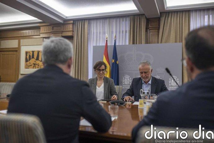 La cuarentena será "obligatoria" para aquellos pasajeros españoles del crucero 'MV Hondius' cuyo caso lo determine