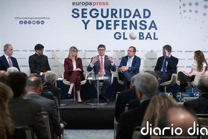 La industria de defensa española llama a la cooperación, "a creérselo" y a acelerar la tecnología disruptiva