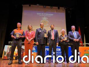 La Junta agradece la labor de los efectivos que participaron en el incendio de Jarilla por el Día de la Protección Civil