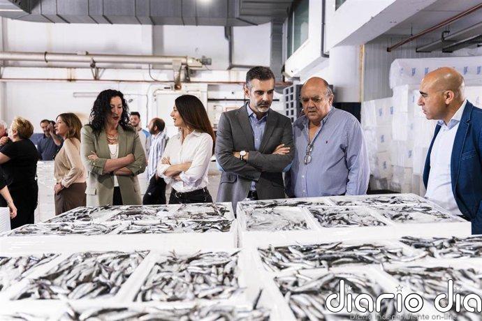 La Junta defiende la "escucha permanente" al sector pesquero de Almería ante sus demandas de ayuda y mejora en lonjas