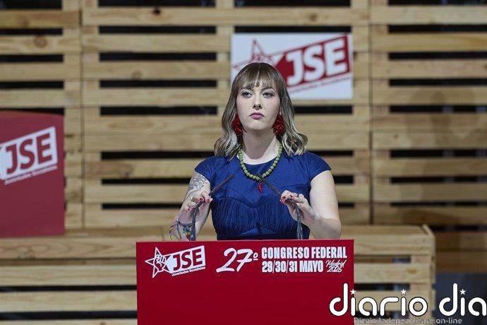 La nueva líder de Juventudes del PSOE acusa a la derecha de ser "herederos del franquismo" y los llama "pijos de salón"