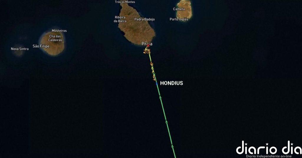 La OMS eleva a 5 el número de contagiados confirmados en el brote del barco