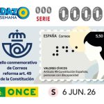 La ONCE dedica un cupón al sello de Correos que celebra la reforma del artículo 49 de la Constitución sobre discapacidad