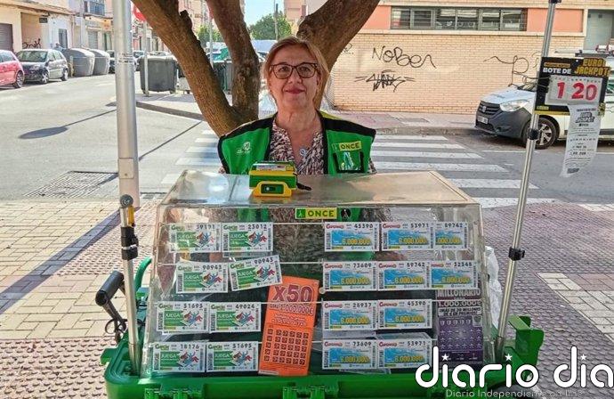 La ONCE reparte 385.000 euros en el Camino San Rafael de Málaga