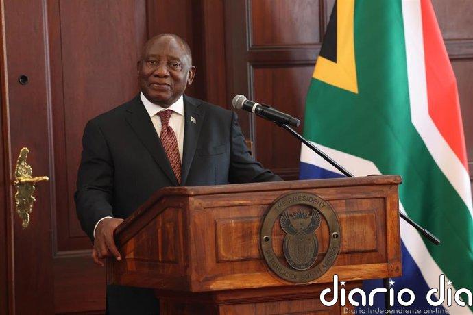 La oposición sudafricana pide una nueva moción de censura contra Ramaphosa por un caso de robo de divisas en 2020