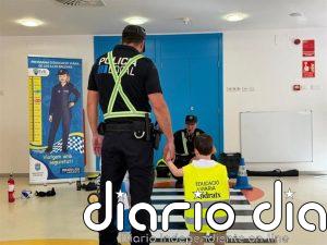 La Policía Local celebra una jornada de educación vial para alumnos de la 'escoleta' municipal Sol d'Andratx