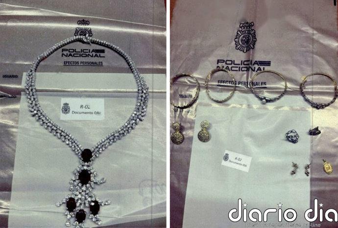 La Policía pedirá a un experto una valoración inicial de las joyas halladas en la caja fuerte del despacho de Zapatero