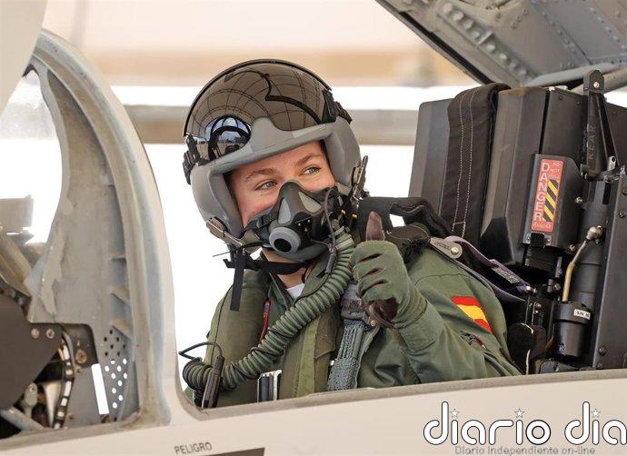 La Princesa Leonor conoce el funcionamiento de los reactores Eurofighter de Albacete