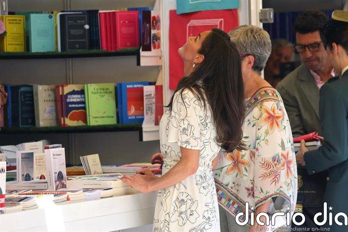 La Reina Letizia inaugura mañana la 85ª Feria del Libro que estará marcada por la visita del Papa y el humor