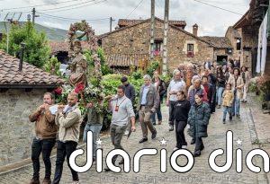La talla de San Pedro vuelve a Carmona tras permanecer desde la Guerra Civil en la Colegiata de Santillana