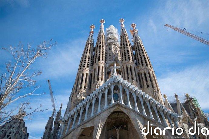 León XIV recorrerá parte de la calle Rosselló en 'papamóvil' para ir a la Sagrada Familia