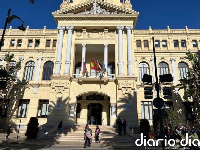 Licitado el contrato de monitores deportivos para el programa 'Actividades Deportivas de Adultos y Mayores' en Málaga