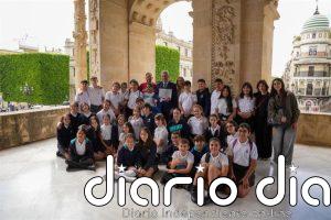 Los alumnos del colegio Ruíz Elías destacan mejoras en el Parque Estoril en un libro dirigido al Ayuntamiento de Sevilla