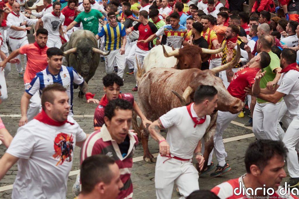 Los corredores del Encierro que accedan a la Plaza de Toros antes que los astados no podrán permanecer en el ruedo