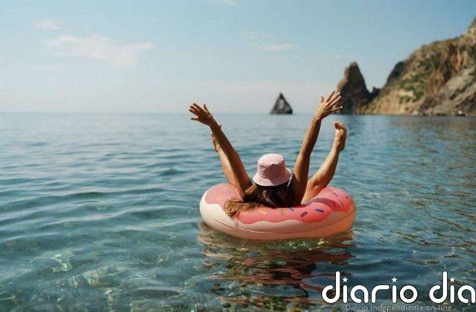 Los españoles lideran la preocupación en Europa por el encarecimiento de los viajes de verano