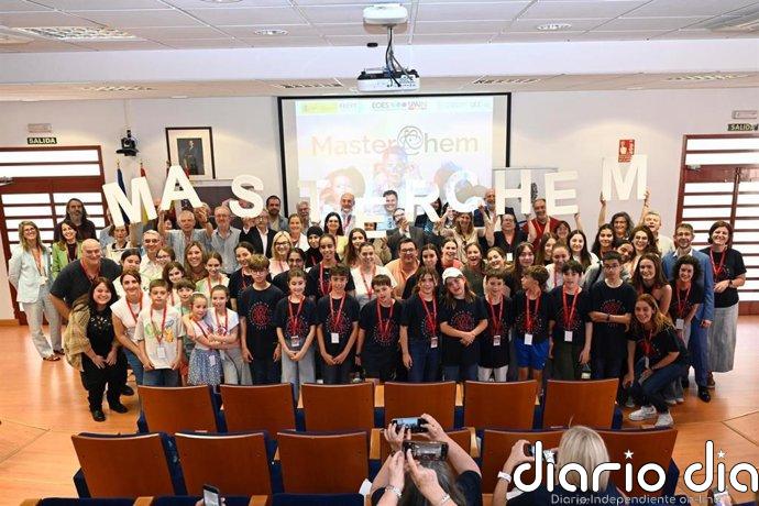 Los finalistas del concurso de química de la UMU, MasterChem, se enfrentan este viernes en la gala final