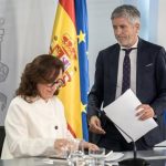 Los pasajeros del barco de hantavirus serán evacuados el lunes y aguardarán en el crucero hasta la repatriación en avión