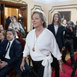 Lugo homenajea a la exalcaldesa Paula Alvarellos con una estatua en la Praza Maior