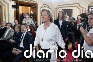 Lugo homenajea a la exalcaldesa Paula Alvarellos con una estatua en la Praza Maior