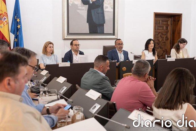 Luz verde a la Red de Comunidades Energéticas de la provincia de Cáceres que nace con 40 socios