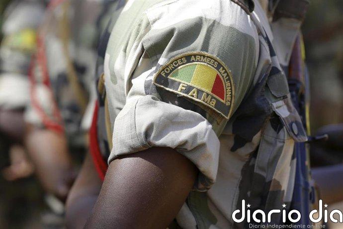 Malí anuncia la "neutralización" de decenas sospechosos en bombardeos tras la ofensiva de yihadistas y tuareg