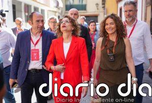 María Jesús Montero ya se encuentra en el hotel de Sevilla desde el que el PSOE-A sigue el escrutinio electoral del 17M