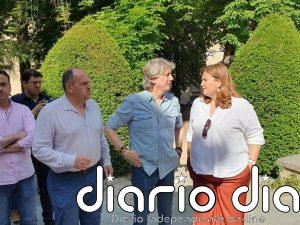 Martínez mantiene su "confianza" en la "honra e integridad" de Zapatero y lamenta el "uso partidista" de su imputación