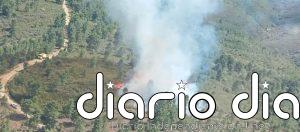 Más de 15 medios desplegados para controlar un incendio forestal en Serradilla del Llano (Salamanca)