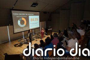 Más de 150 directivas y expertas se reúnen en Madrid en la VI edición de IA en Femenino