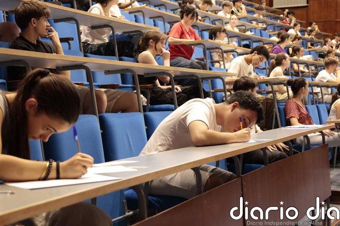 Más de 7.000 estudiantes comienzan la Prueba de Acceso a la Universidad el próximo martes
